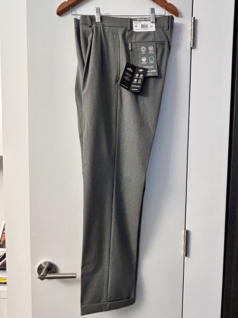 NWT Michael Kors Men's Gray Dress Trousers - The Newbury Pant size 32x32